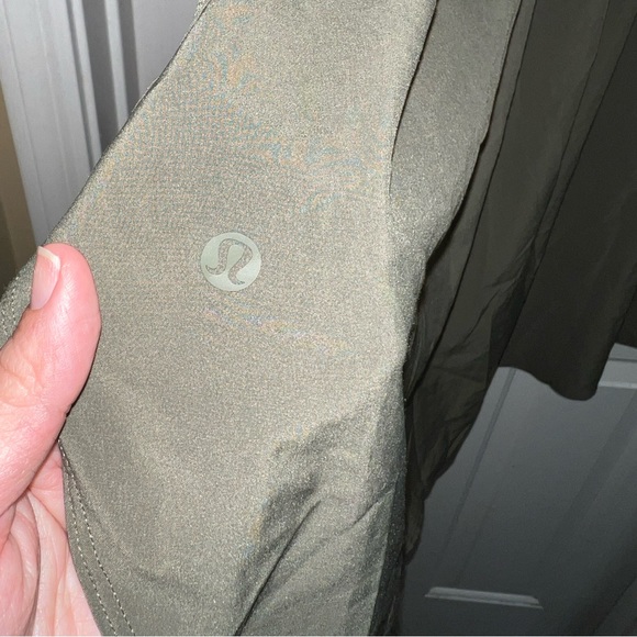 Lululemon🍋  The Everyday Skirt in Sage Size  6 - Picture 7 of 9